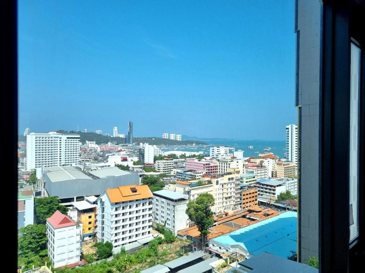 The Base Condo Center Of Pattaya Rooftop Swimming Pool Eksteriør bilde