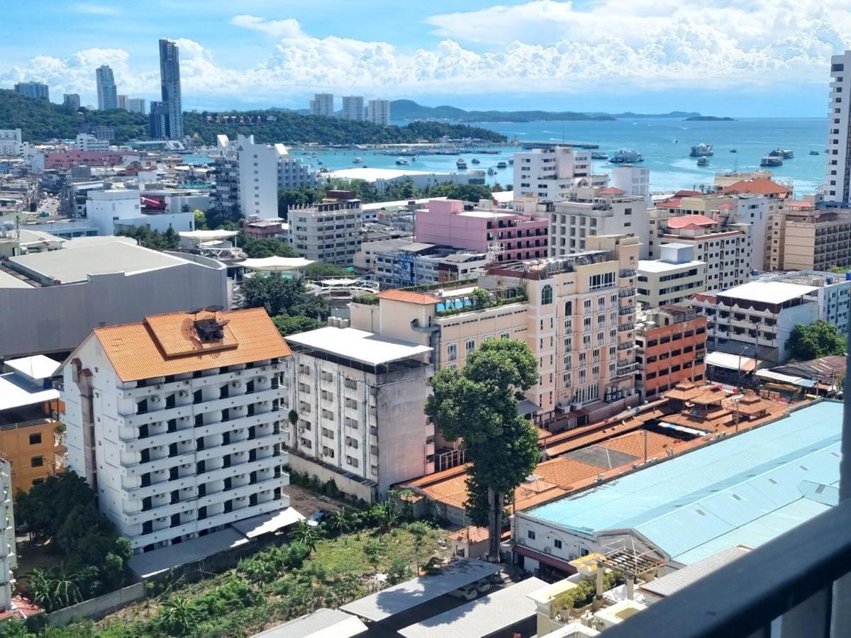 The Base Condo Center Of Pattaya Rooftop Swimming Pool Eksteriør bilde